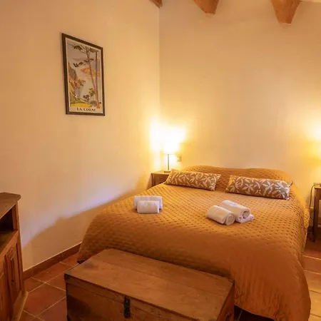 Casa-albina-corsica בית נופש